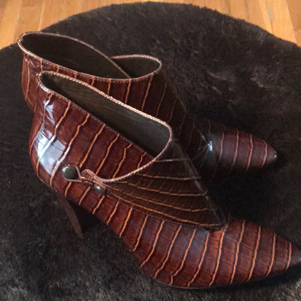 VIA SPIGA leather 8m (Lydia) worn only 2 times.